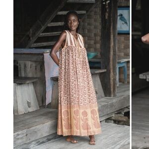 NWT Daughters of India Aahna dress in walnut